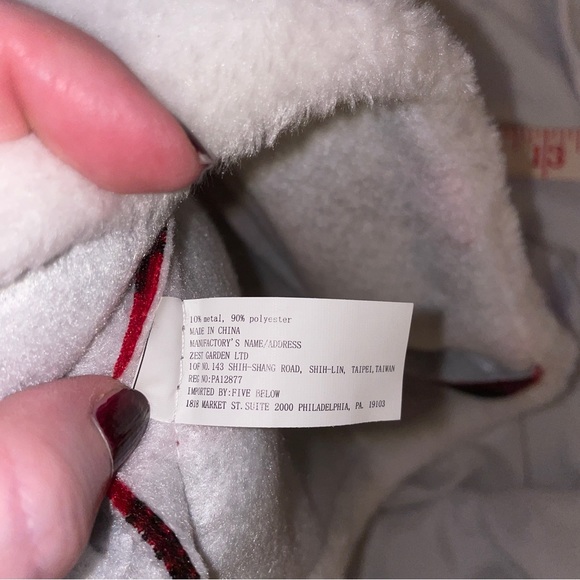 NWT Buffalo Plaid Reindeer Hat ❤️🖤 - Picture 9 of 9